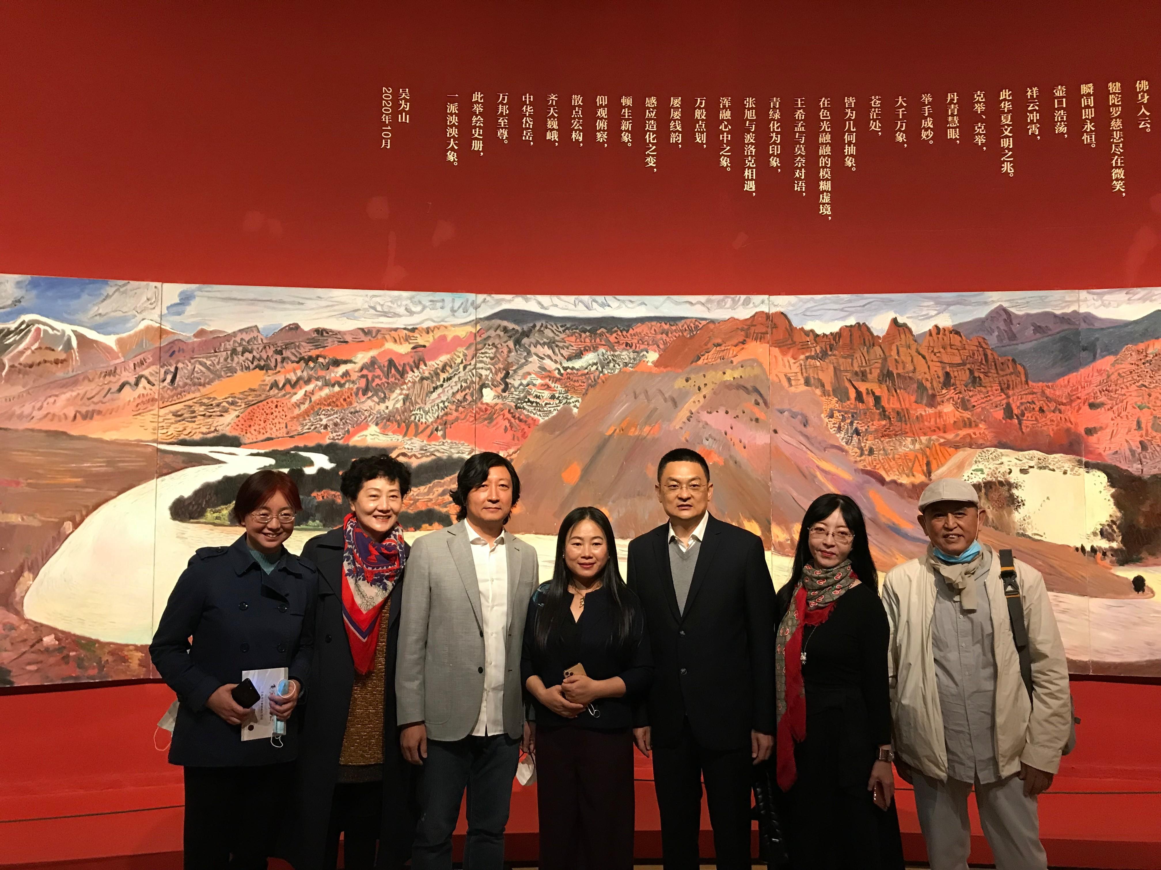王克举向中国美术馆无偿捐赠百米史诗巨制《黄河》油画长卷