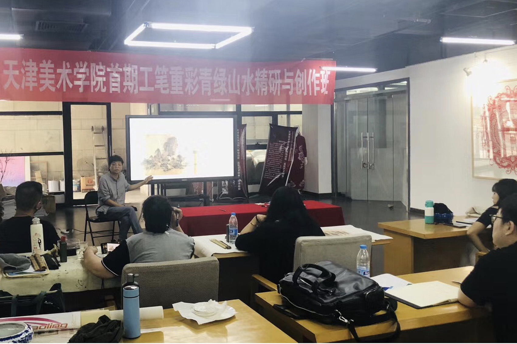 一次有益的工笔重彩青绿山水专业教学-专访天津美院李旭飞