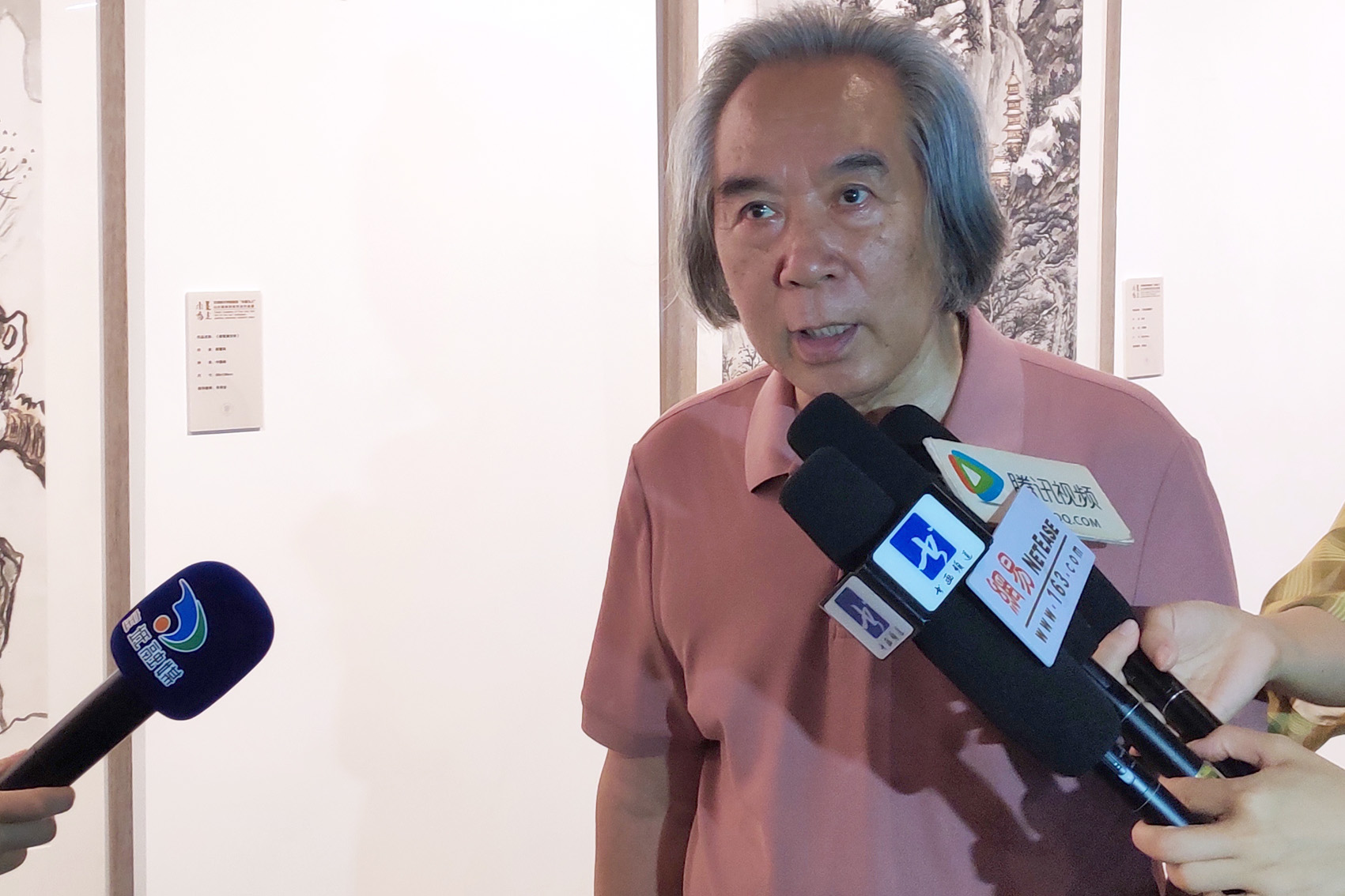 会主任喻建十接受采访天津美术学院教授李旺接受采访天津美术学院教授